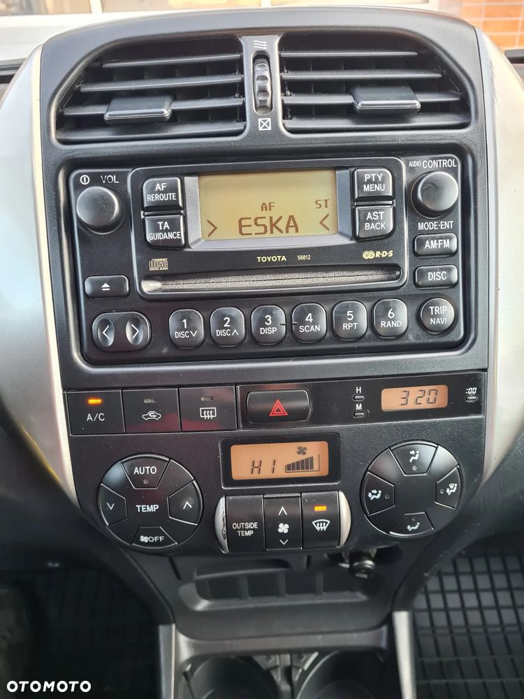 Toyota RAV4 D-4D 4x4 Edition - 8