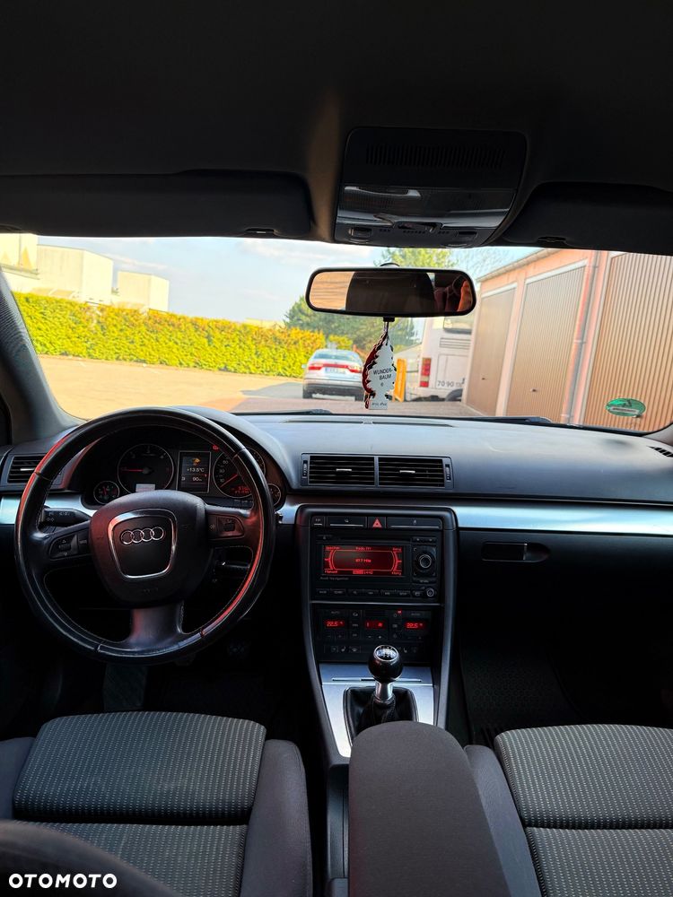 Audi A4 Avant 2.0 TDI - 9