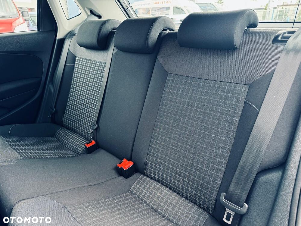 Volkswagen Polo 1.2 TSI BMT Comfortline - 13