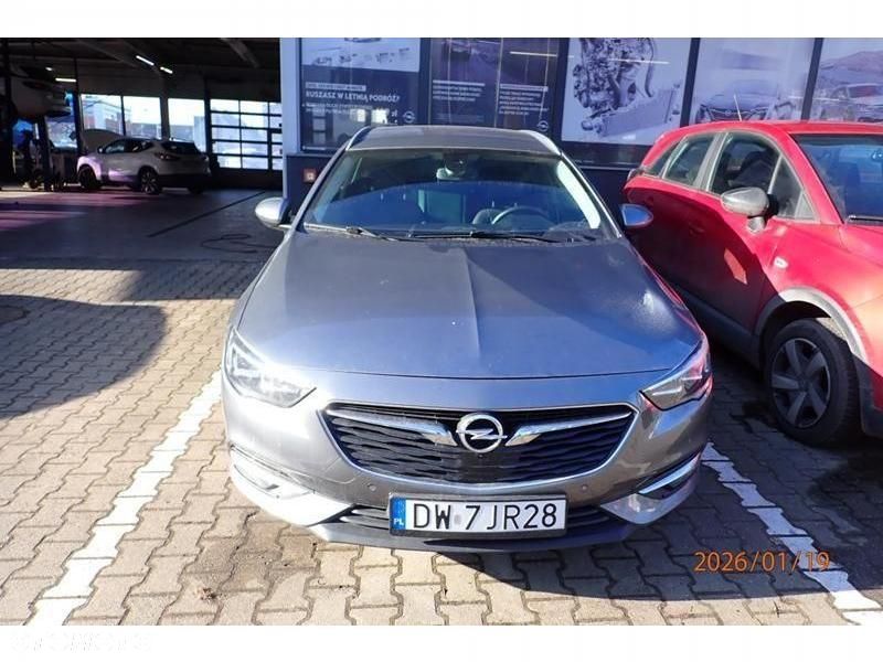 Opel Insignia - 19