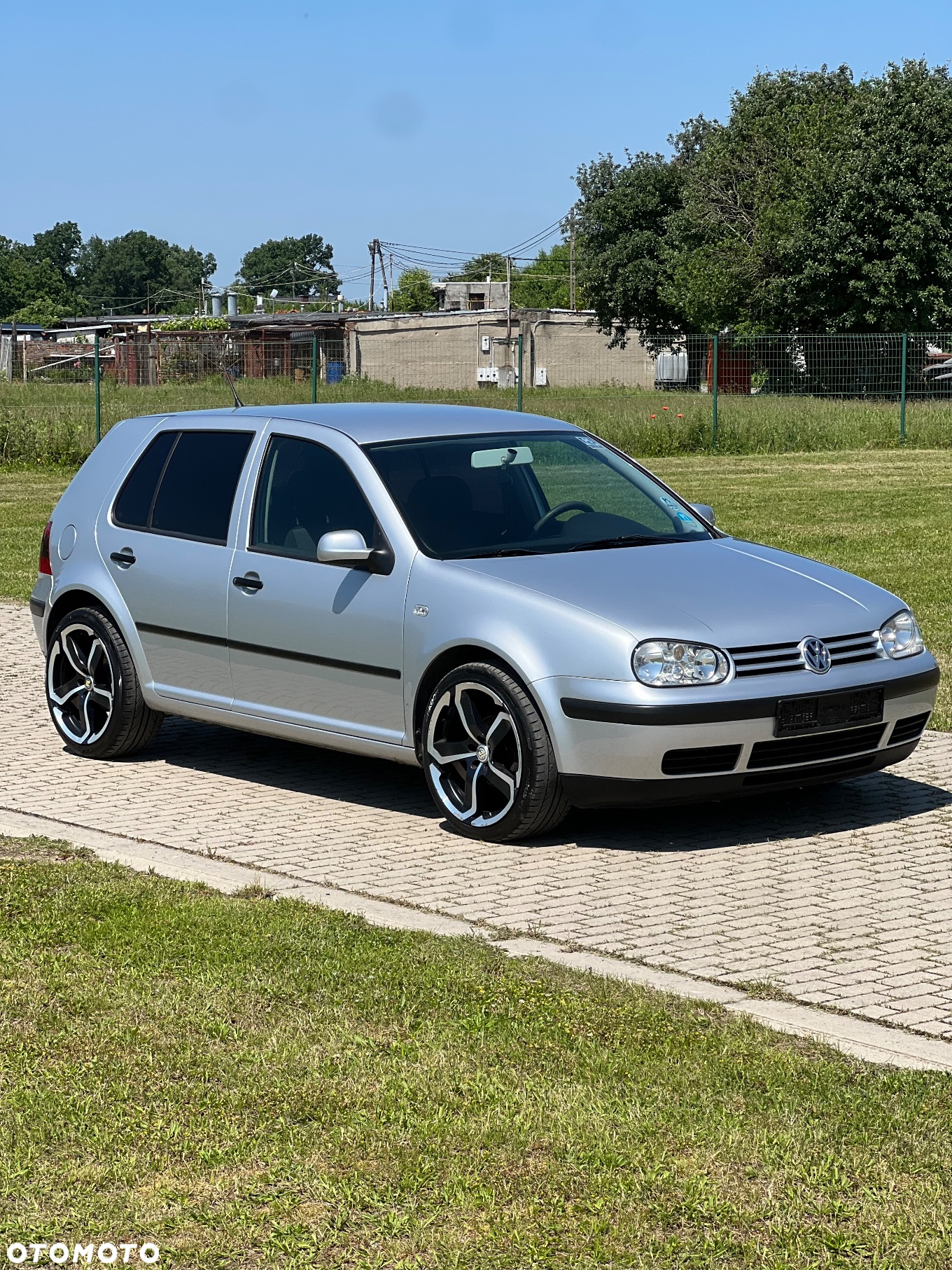 Volkswagen Golf 1.6 Edition - 2