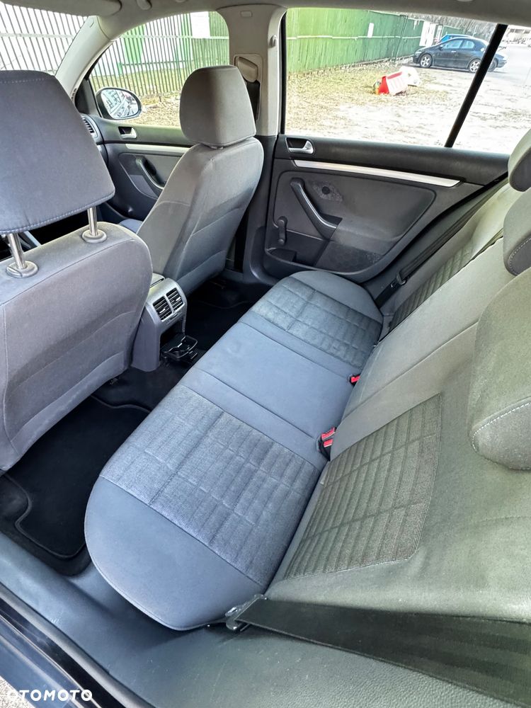 Volkswagen Golf 1.9 TDI Comfortline - 8