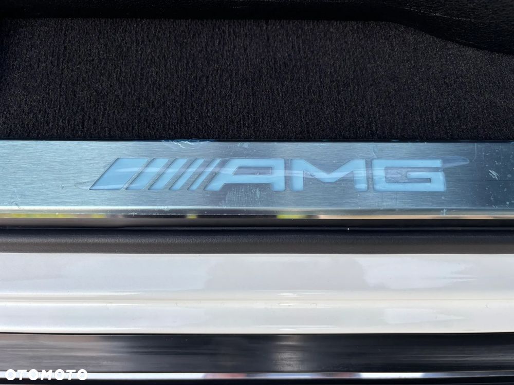 Mercedes-Benz Klasa G AMG 63 AMG SPEEDSHIFT 7G-TRONIC - 24
