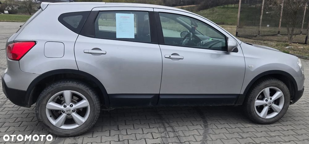 Nissan Qashqai - 1