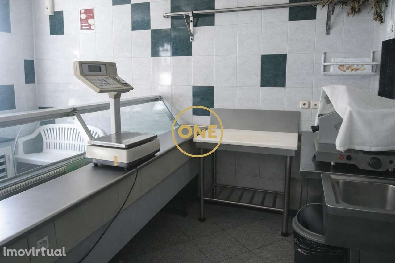 Loja com Talho completamente equipado - Grande imagem: 2/3