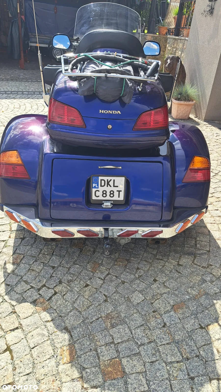 Honda GL - 12