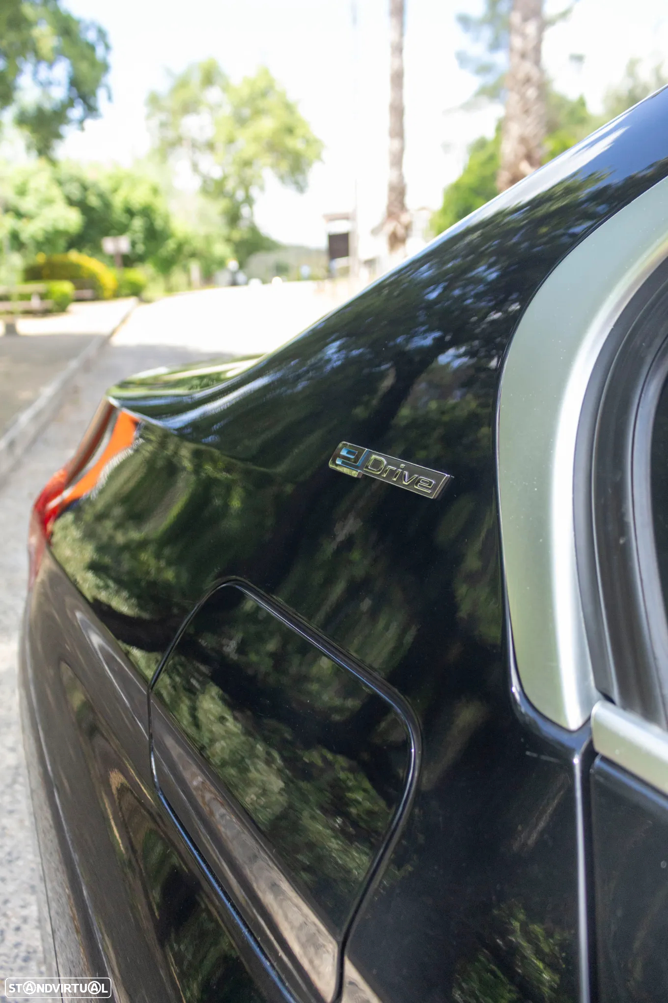 BMW 330 e iPerformance Advantage - 13