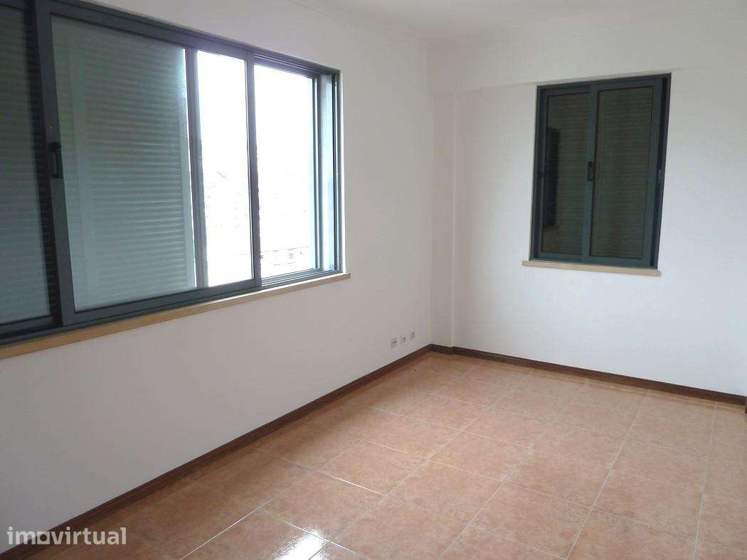 Apartamento T1 em Coimbra (Urb. Gorgulão) - Grande imagem: 4/10
