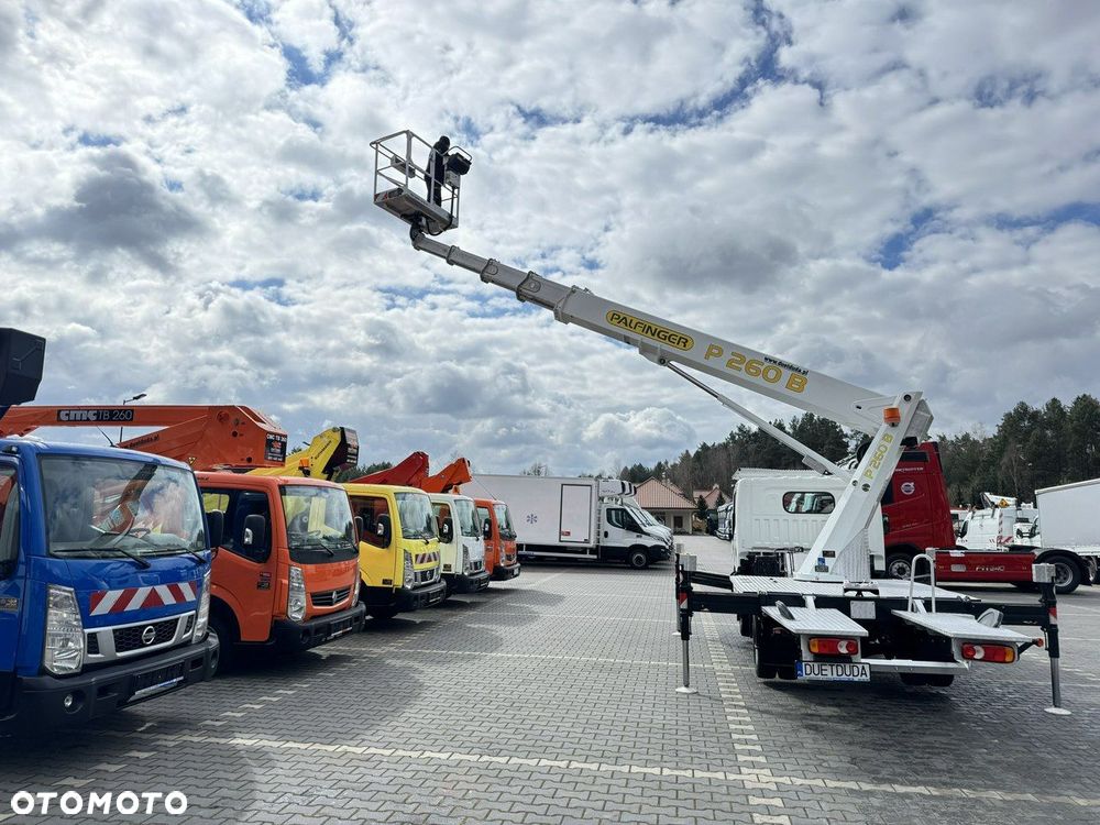 Nissan Cabstar - 25