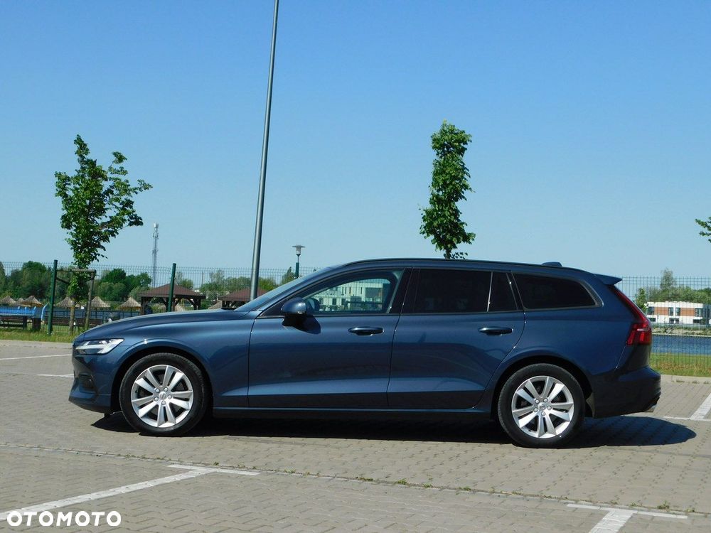 Volvo V60 B3 B Essential - 3