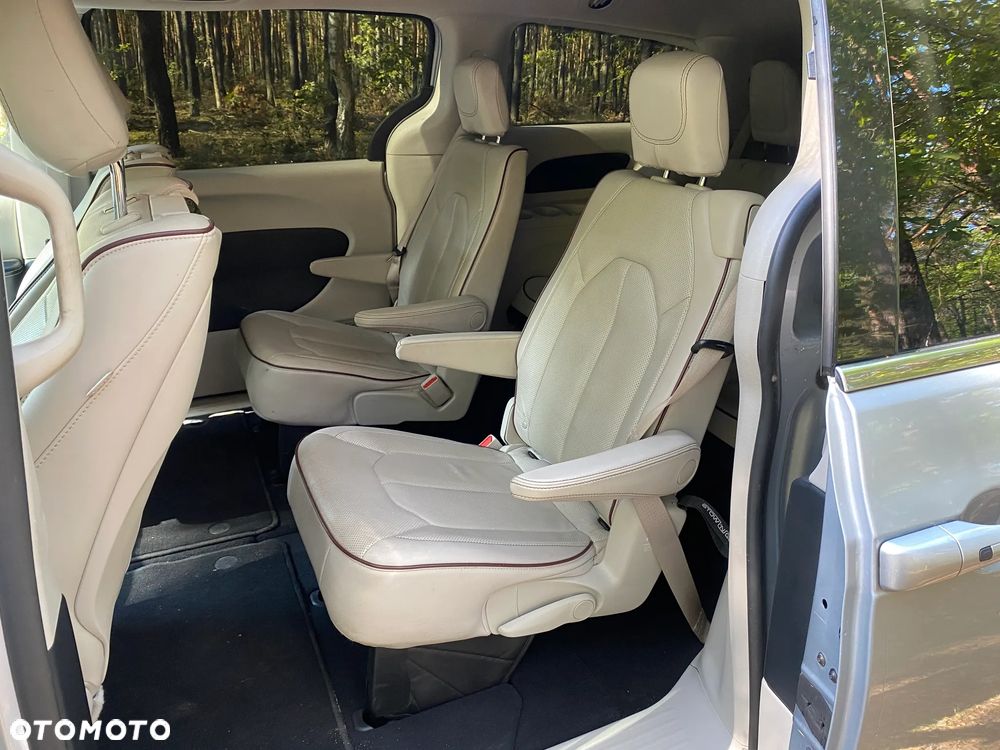 Chrysler Voyager - 4