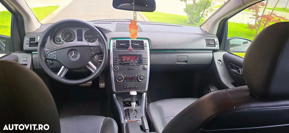 Mercedes-Benz B 200 - 5