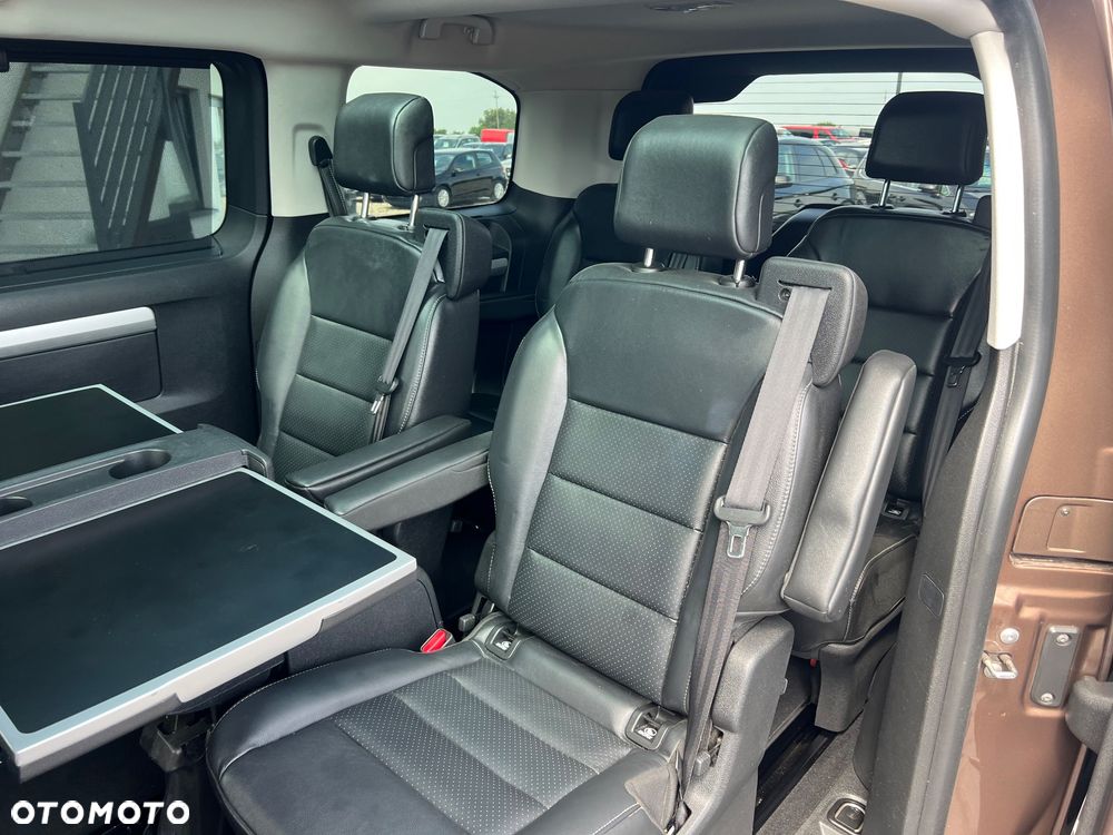 Peugeot Traveller L3 2.0 EAT6 Allure - 16