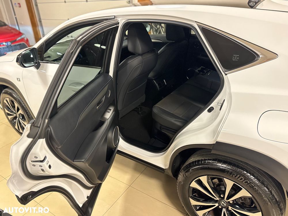 Lexus Seria NX 300h AWD F Sport - 9