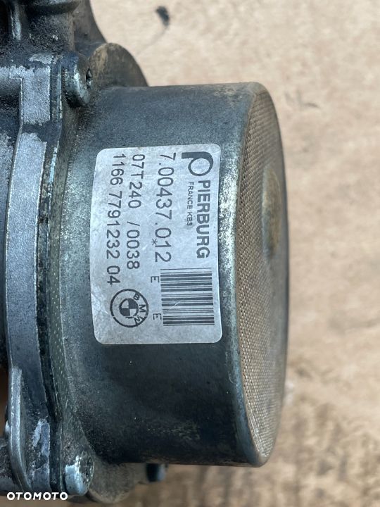 Pompa vacum Pierburg Bmw e60 e65 e53 e83 mały przebieg - 2