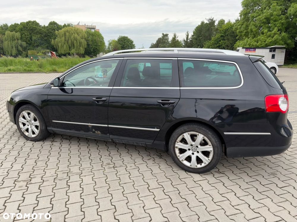 Volkswagen Passat 2.0 TDI 4Motion Highline - 16