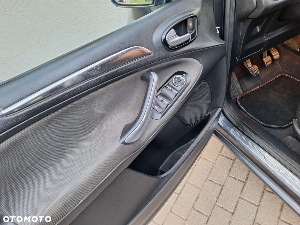 Ford S-Max 2.0 Viva Titanium - 31