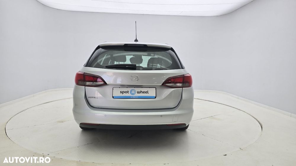 Opel Astra - 8