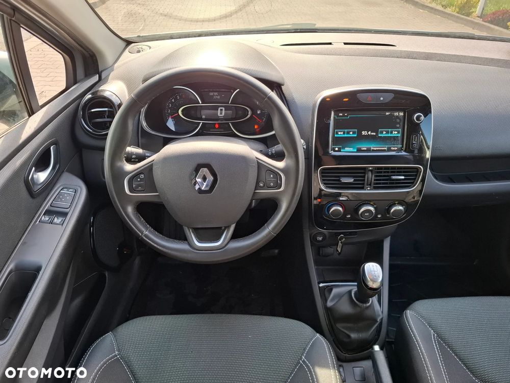 Renault Clio - 16