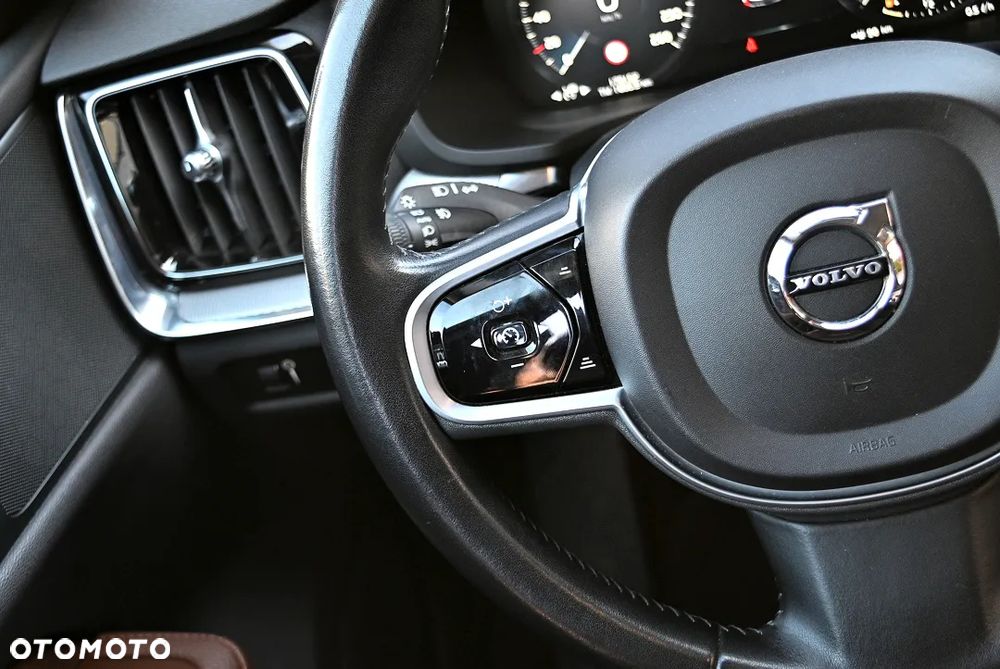 Volvo V60 D4 Inscription - 18