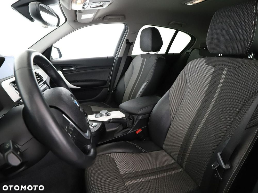 BMW Seria 1 118d Edition Metropolitan - 14