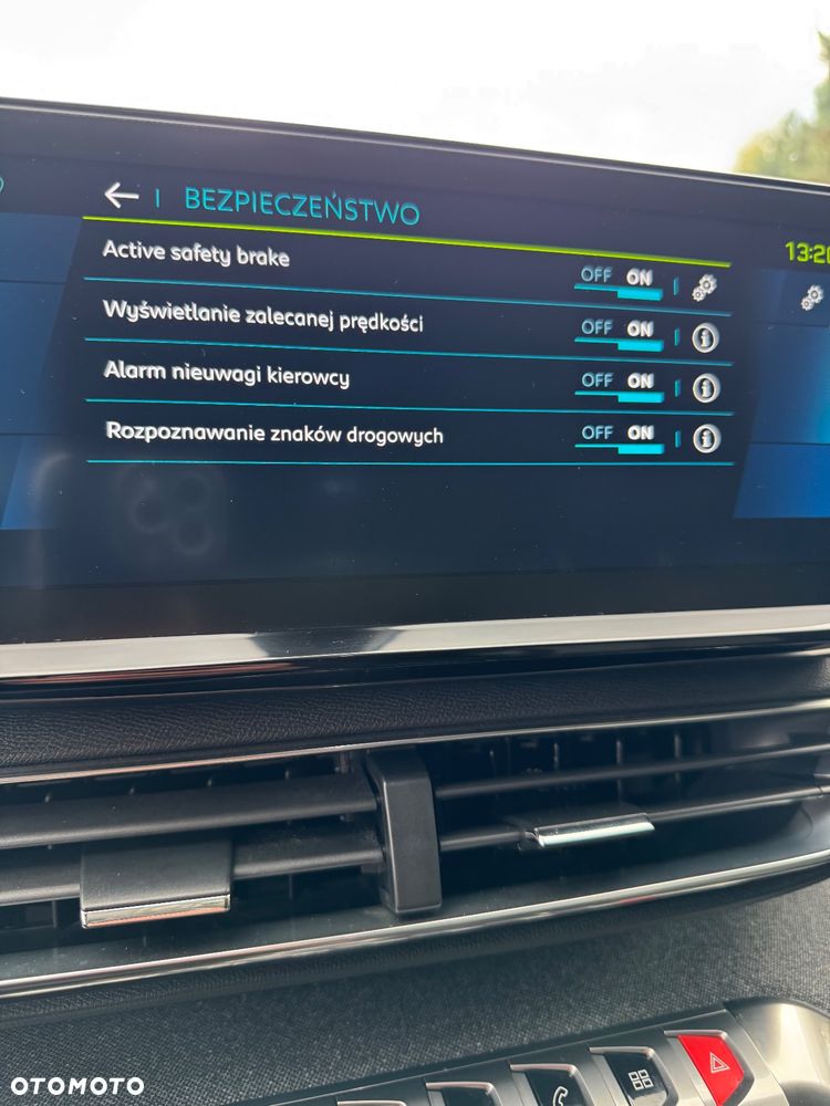 Peugeot 3008 1.6 PureTech Hybrid PHEV Active Pack S&S EAT8 - 38