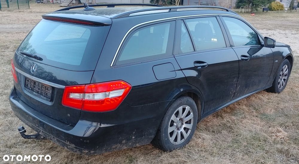 Mercedes-Benz Klasa E 200 CDI DPF BlueEFFICIENCY Automatik Elegance - 2