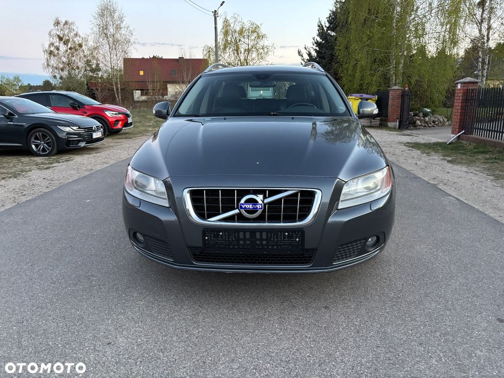 Volvo V70 2.5T Summum - 1