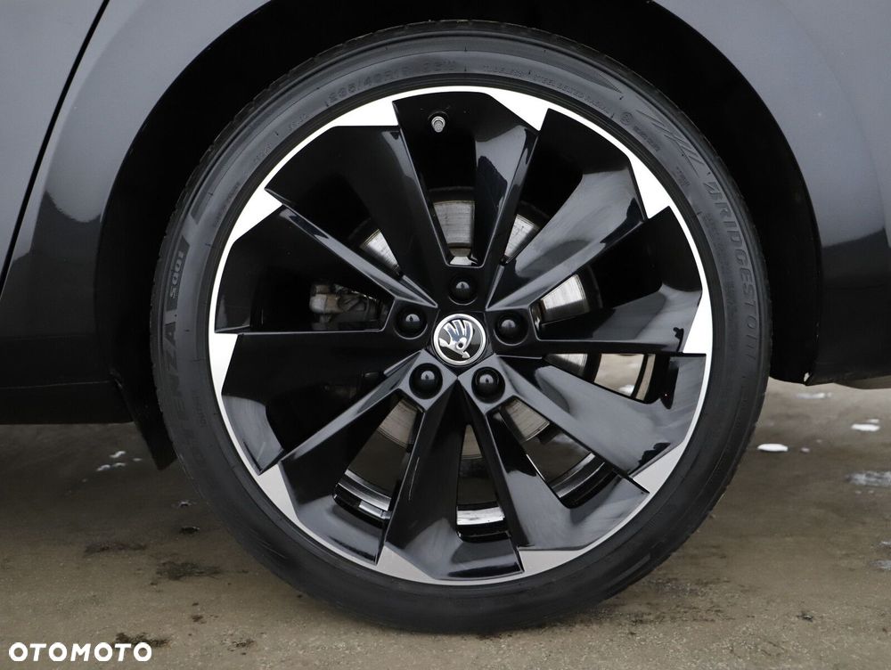 Skoda Superb 2.0 TDI SCR 4x4 Sportline DSG - 9