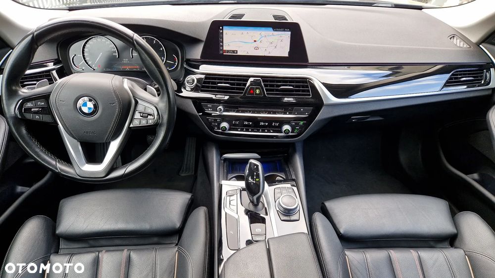 BMW Seria 5 520d Sport Line sport - 7