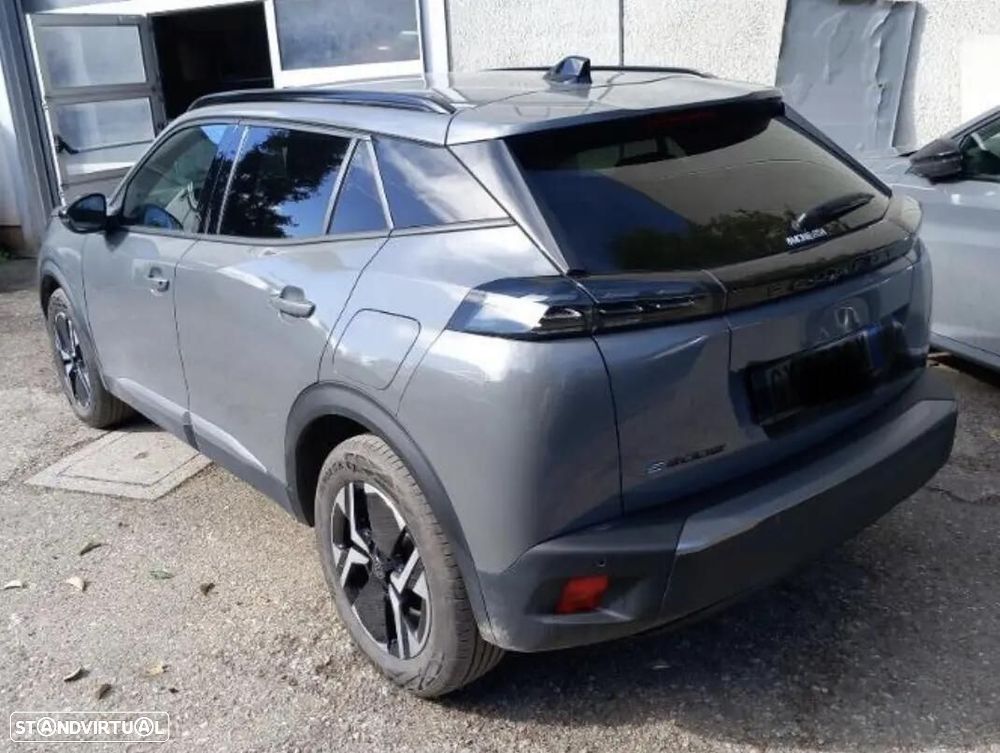 Peugeot e-2008 50 kWh Allure - 8