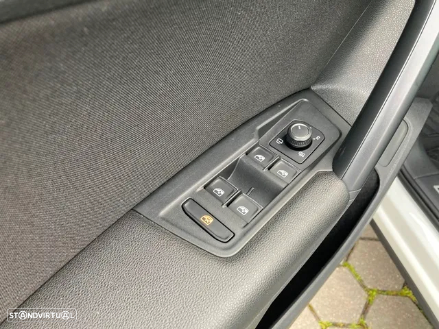 VW Tiguan 2.0 TDI R-Line DSG 4Motion - 36
