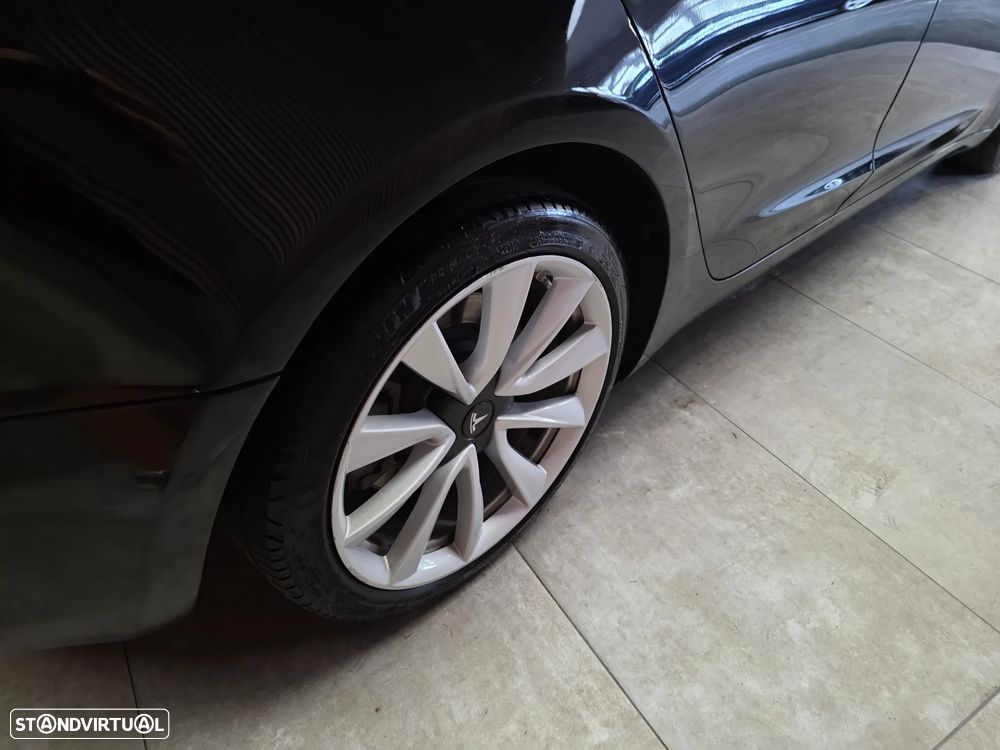 Tesla Model 3 Long Range AWD Dual Motor - 23
