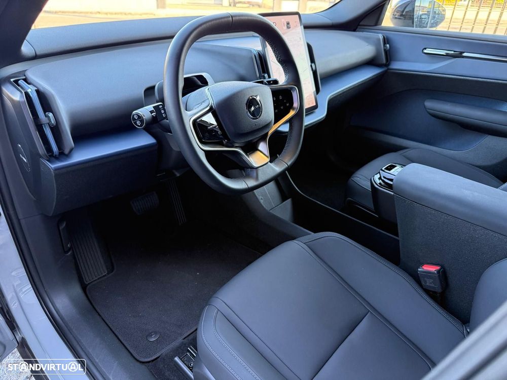 Volvo EX30 51 kWh Single Motor Core - 12