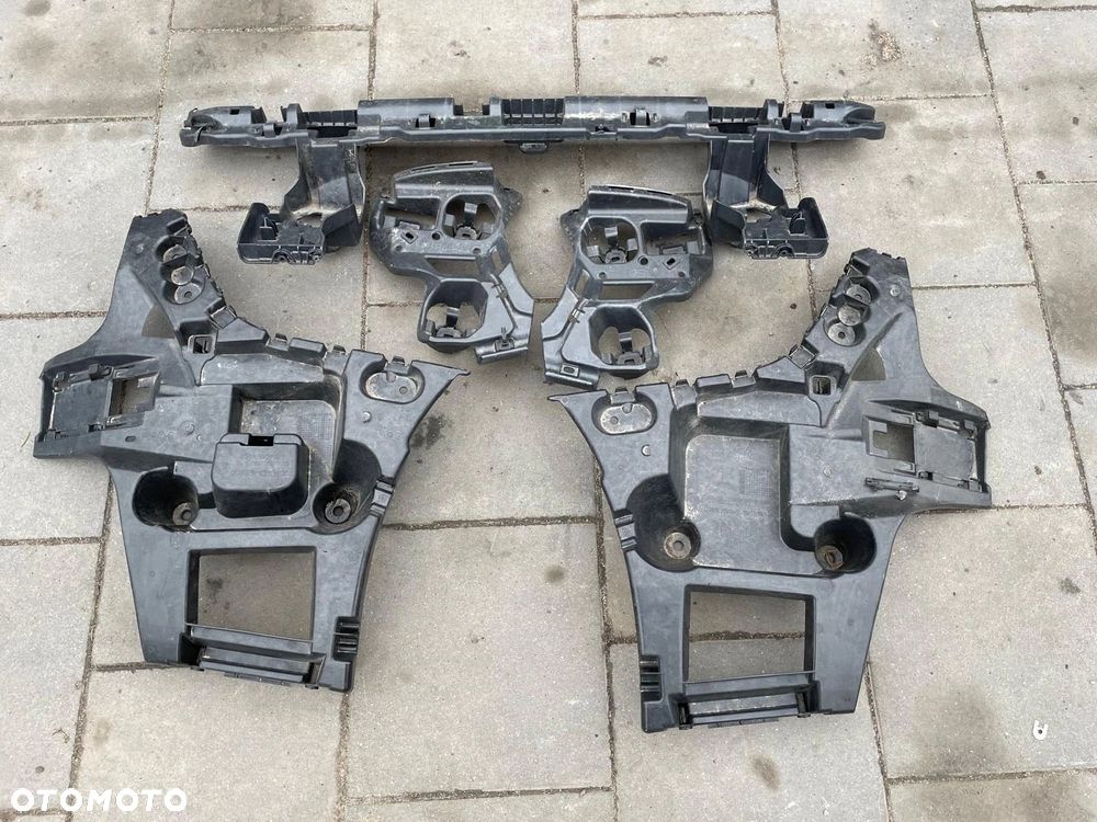 ŚLIZGI MOCOWANIE ZDERZAKA TYŁ BMW 2 GRAN COUPE F44 - 1