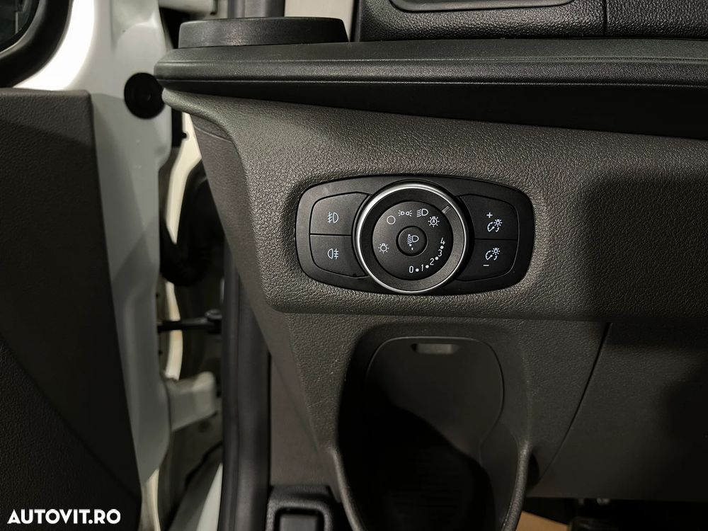 Ford Transit Custom - 17