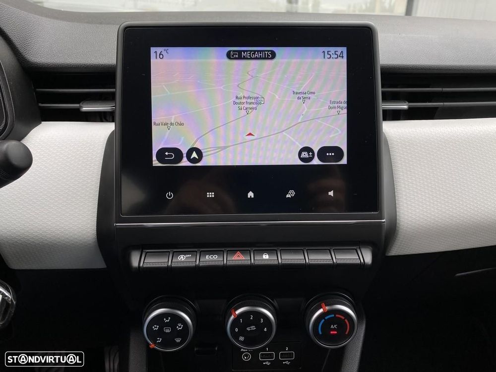 Renault Clio 1.0 TCe Limited Bi-Fuel - 28