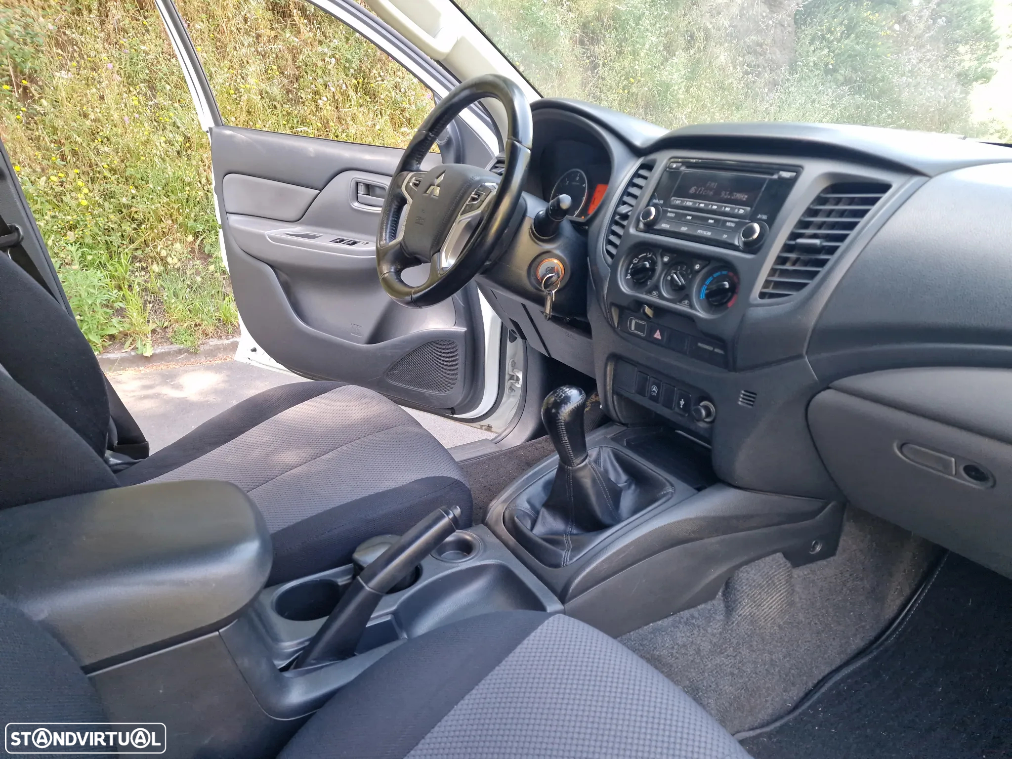 Mitsubishi L200 - 41