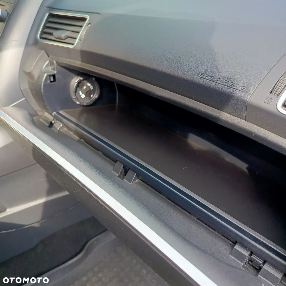 Toyota Verso 1.8 Selection EU6 - 26