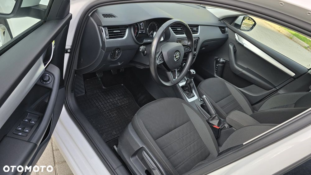 Skoda Octavia 1.5 TSI GPF ACT Ambition - 5