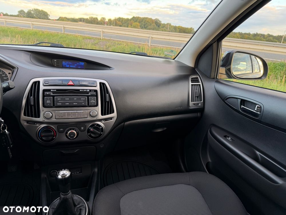 Hyundai i20 1.25 Wersja Jubileuszowa - 31