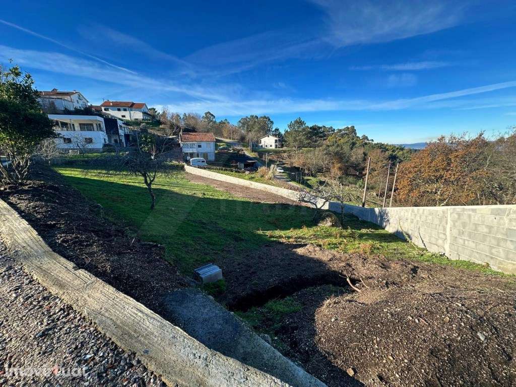 Terreno para construção - Grande imagem: 2/8