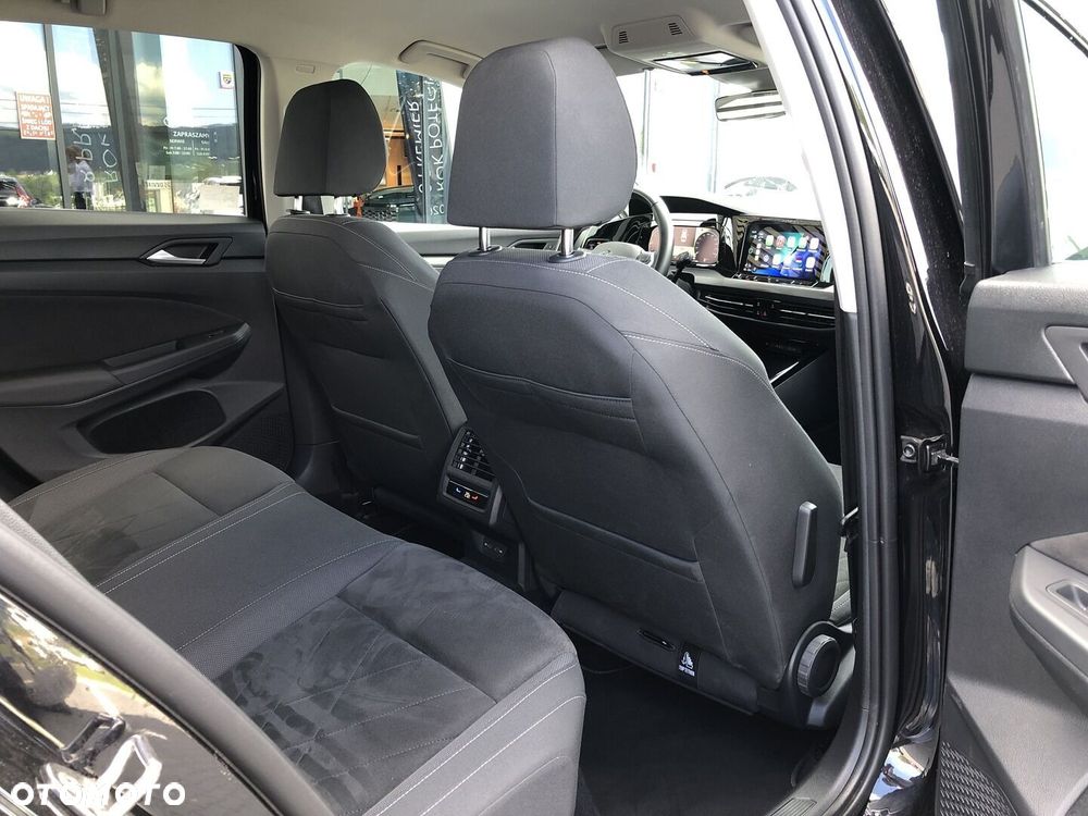 Volkswagen Golf - 22