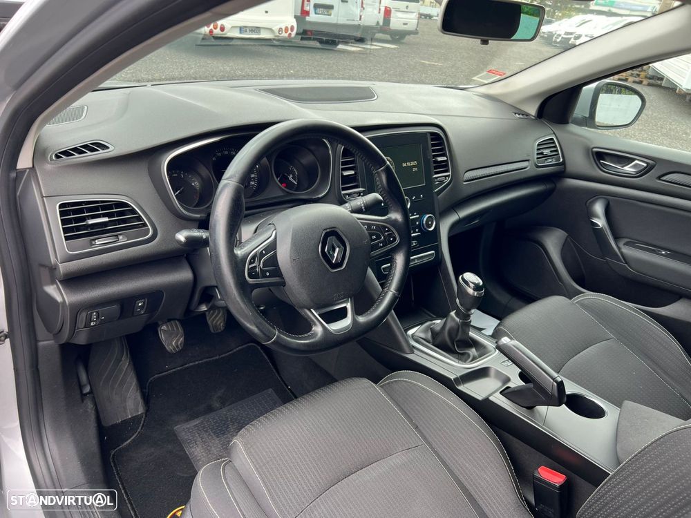 Renault Mégane 1.5 dCi Zen - 6