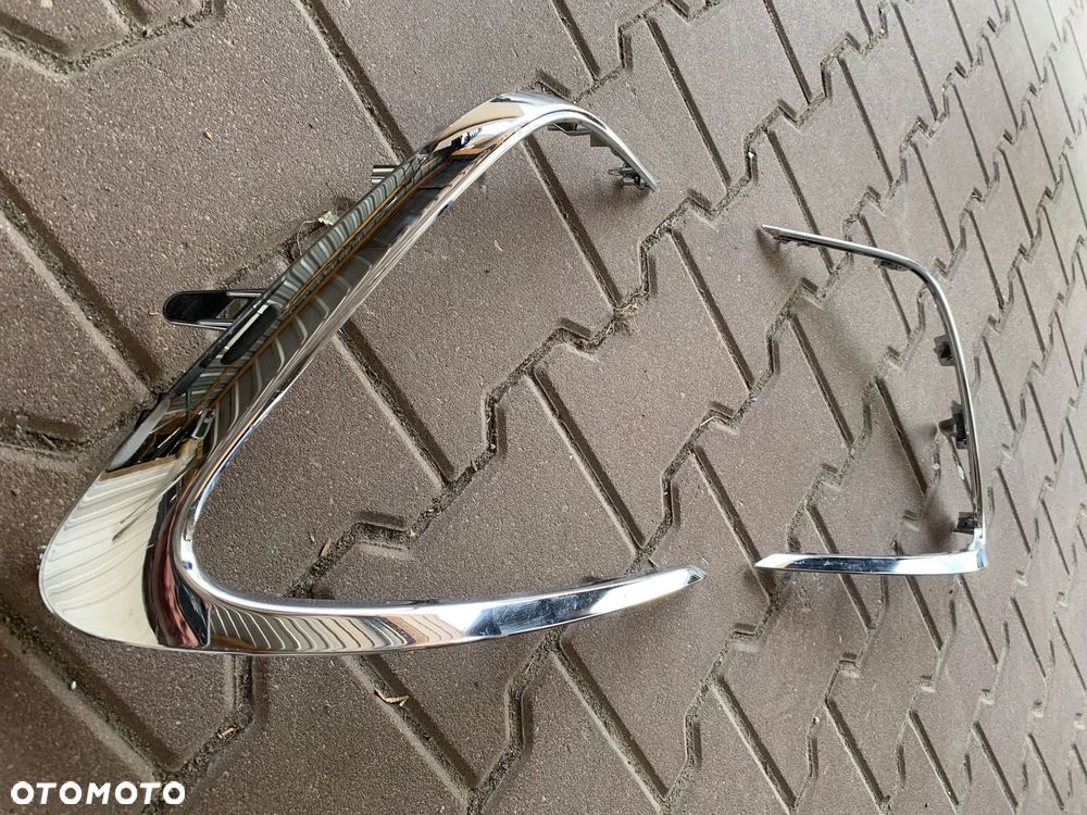 TOYOTA CAMRY VIII LIFT 2021- RAMKA LISTWA NAKŁADKA LEWA PRAWA PRZEDNIA PRZÓD W ZDERZAK ZDERZAKA PRZEDNIEGO LISTEWKA CHROM - 2