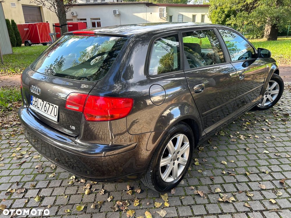 Audi A3 Sportback 1.6 Attraction - 22