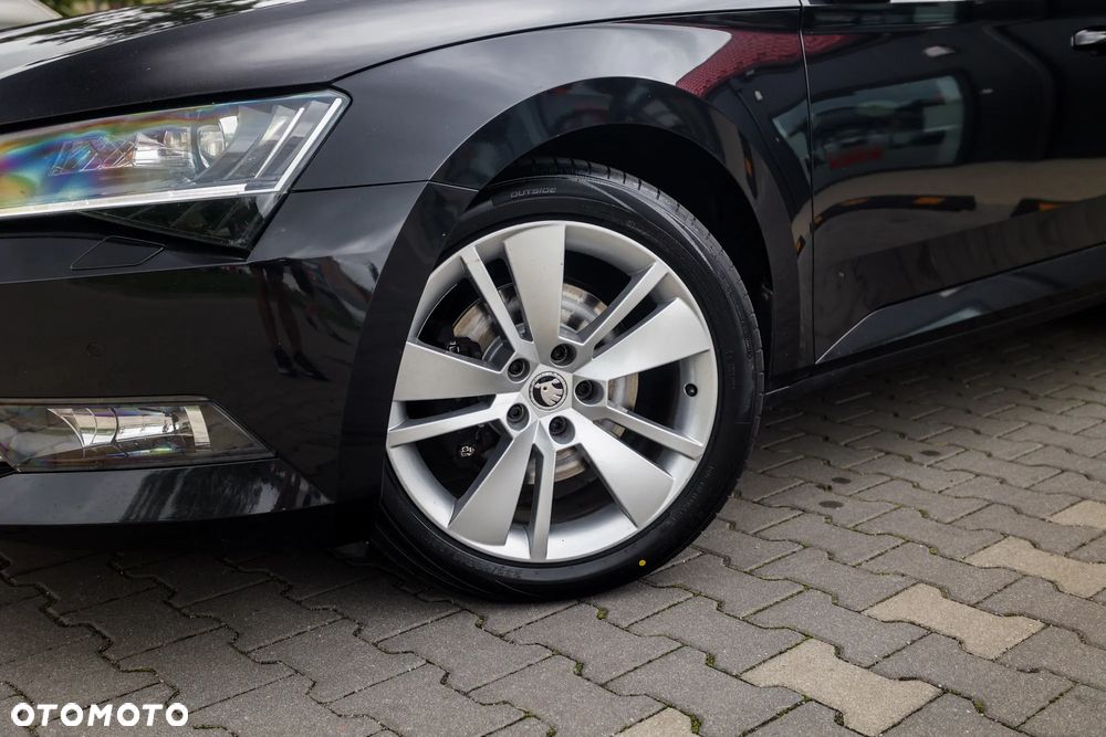 Skoda Superb 2.0 TDI 4x4 DSG Premium Edition - 3