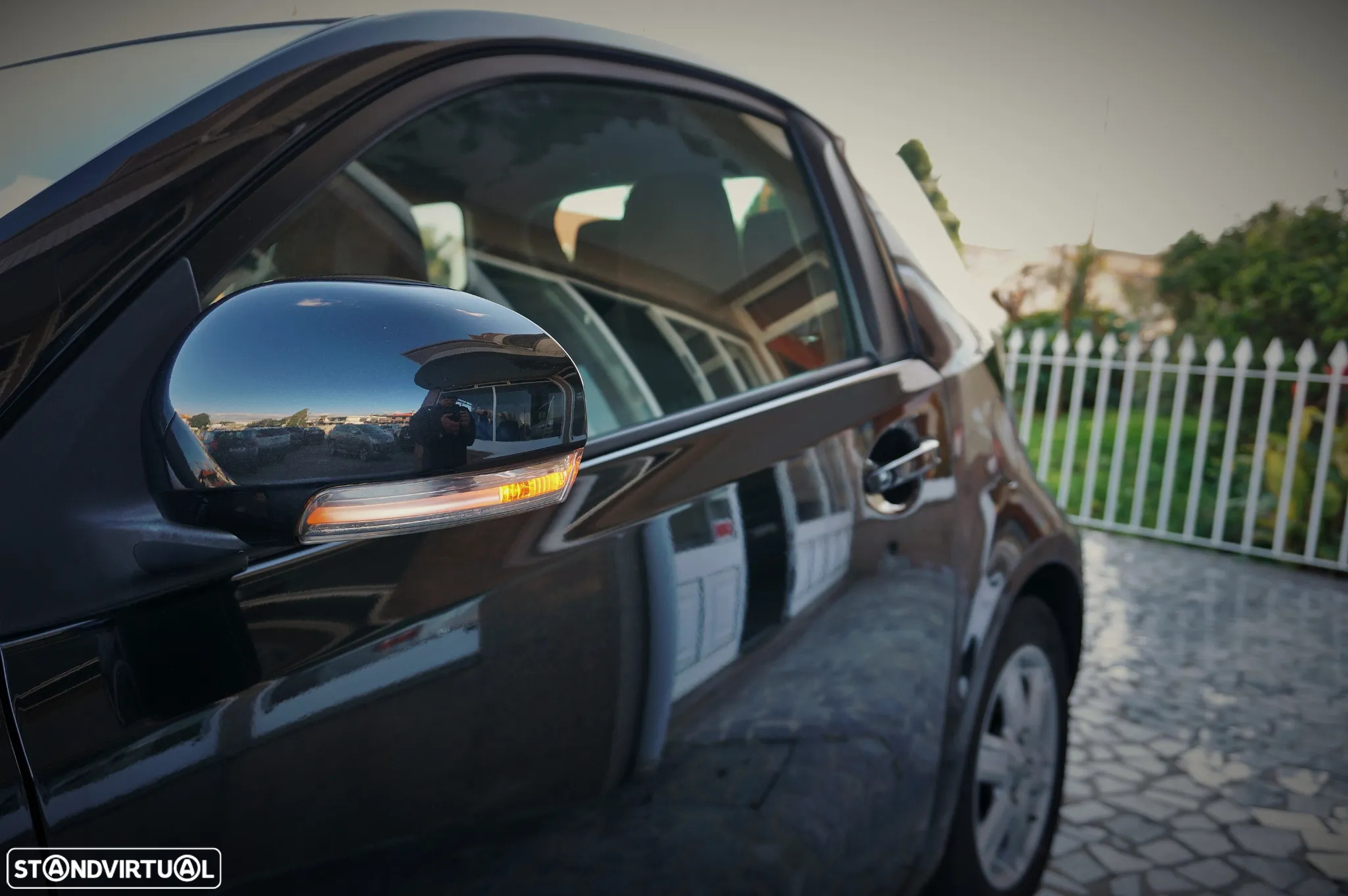 Toyota iQ 1.0 VVT-i - 29