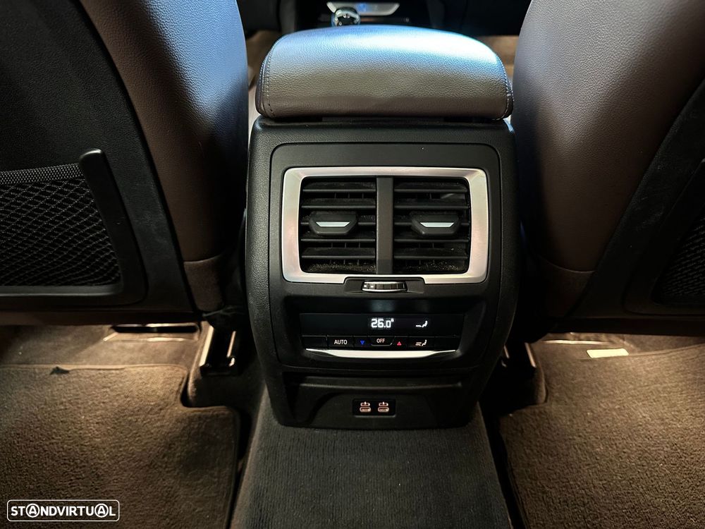 BMW iX3 M Sport Impressive - 18