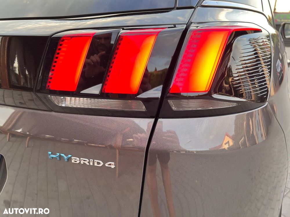 Peugeot 3008 PHEV 300 EAT8 4X4 GT - 29